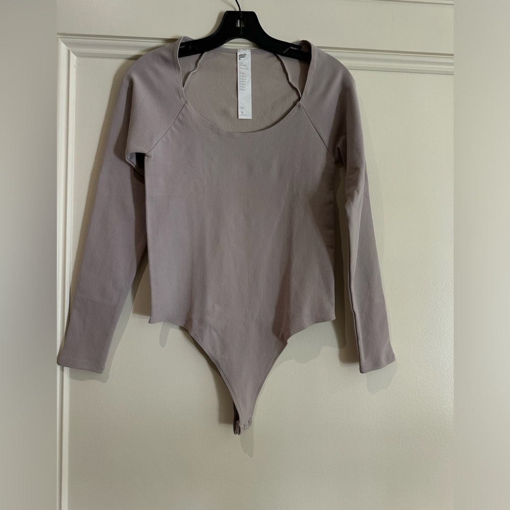 Fabletics long sleeve body suit US L🌸